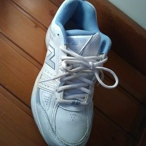 FREE SHIPPING: size 9 NB tennis shoes